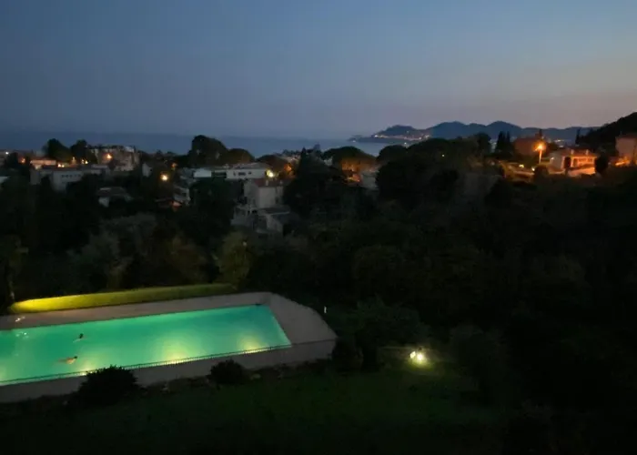 アパート Superbe 2 Pieces A Vue Imprenable カンヌ